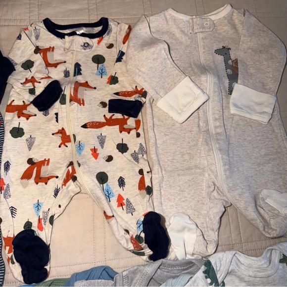 (36 Pieces) Mixed Lot Of Baby Boy Newborn Clothes - Picture 9 of 11